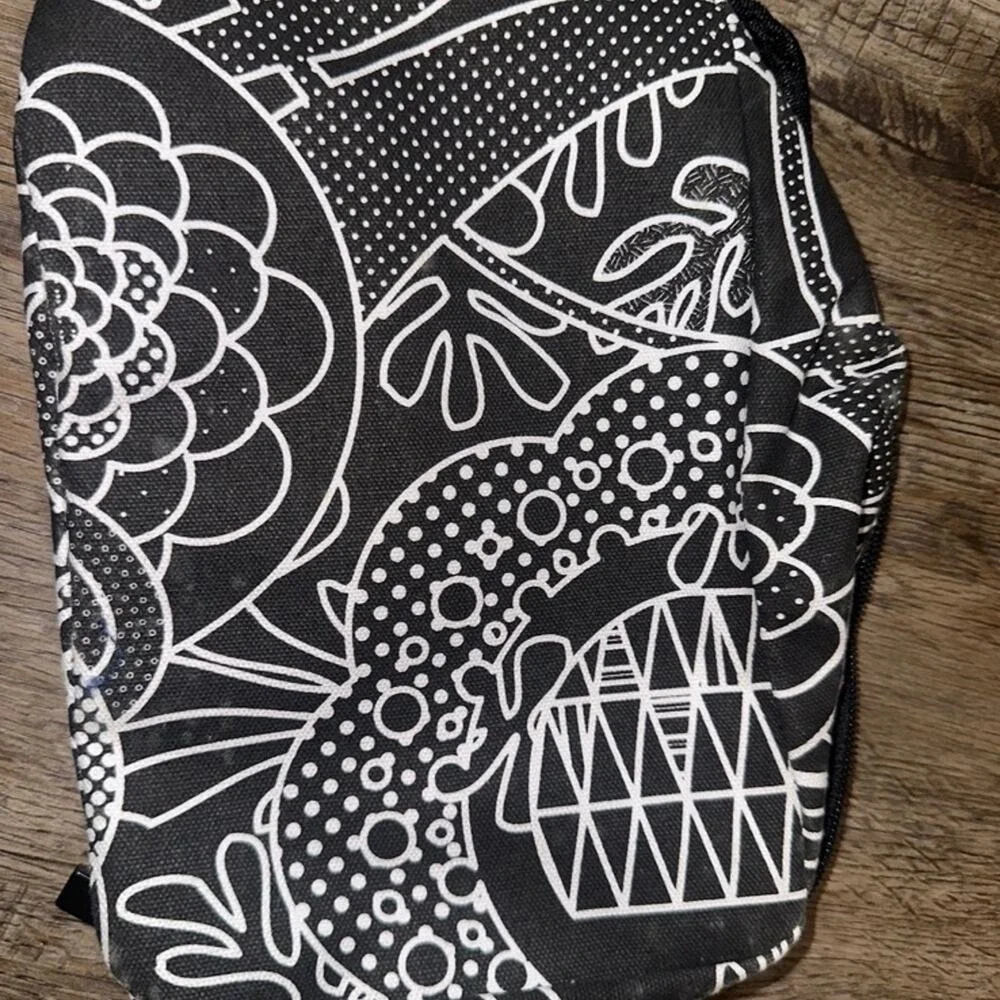 Amika Hair‎ small travel Bag makeup care skull rock star punk